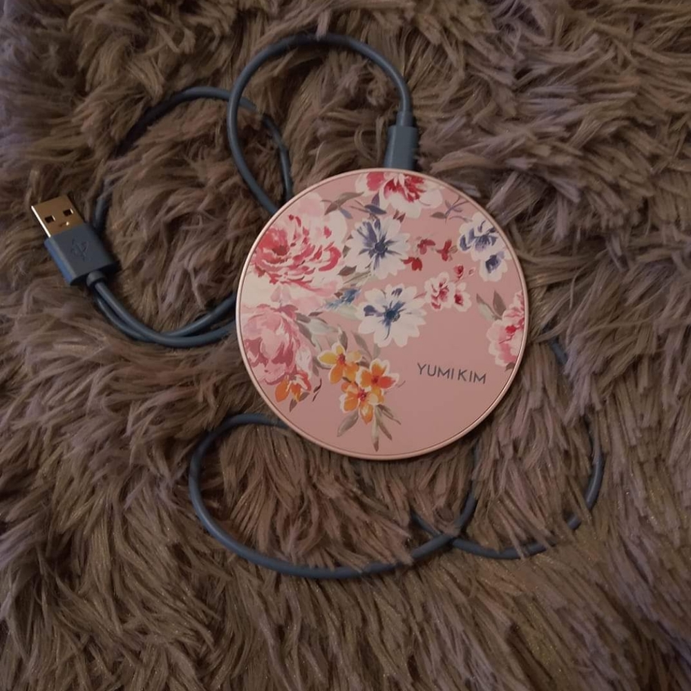 Wireless charging pad